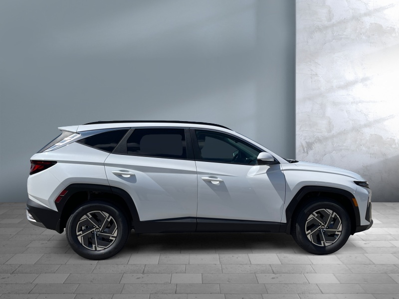 2025 Hyundai Tucson Hybrid