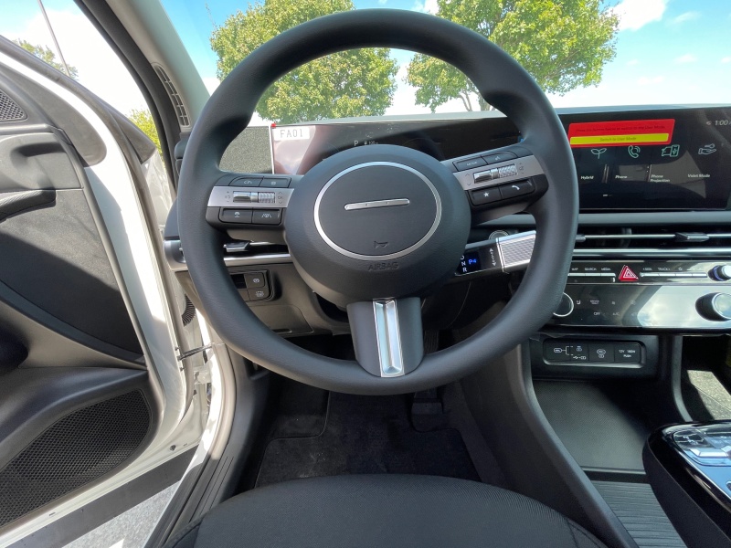 2025 Hyundai Tucson Hybrid