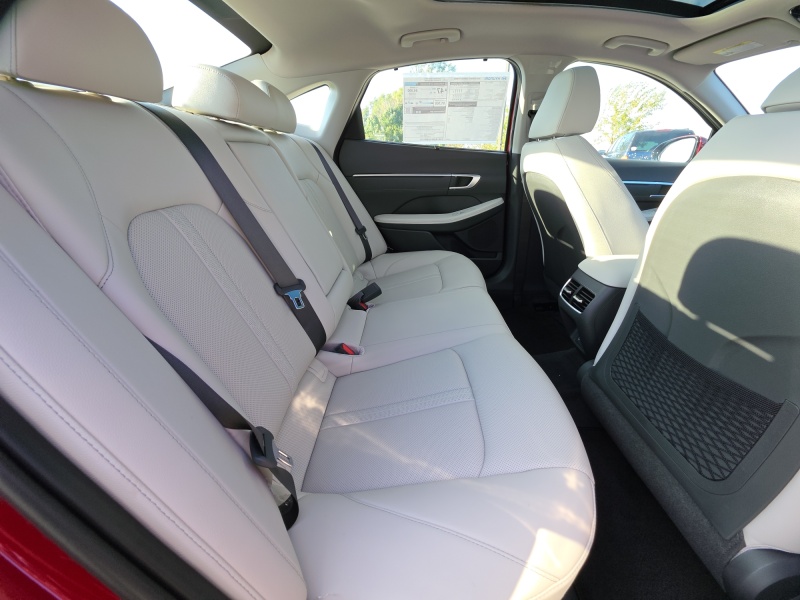 2025 Hyundai Sonata Hybrid