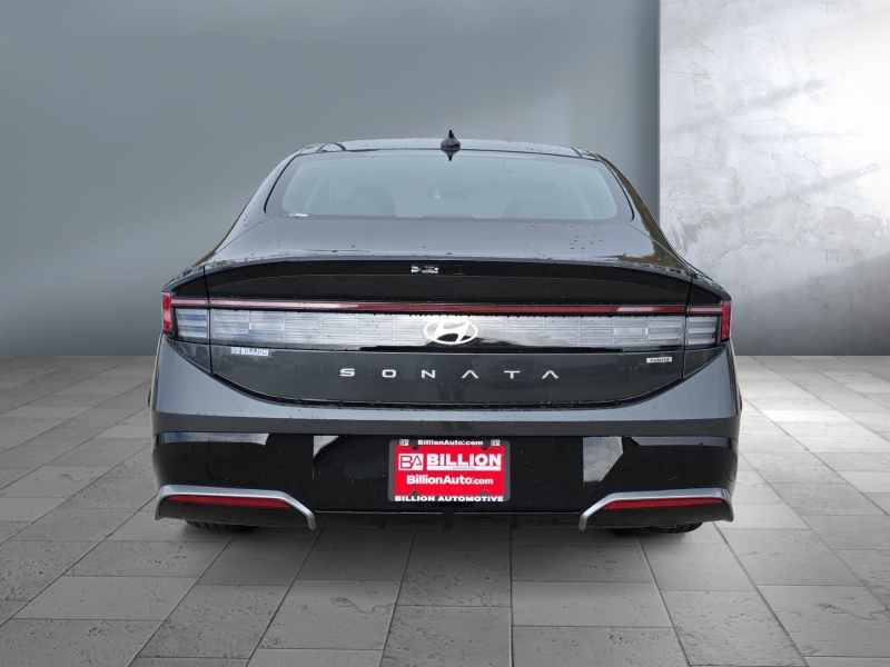 2026 Hyundai Sonata Hybrid