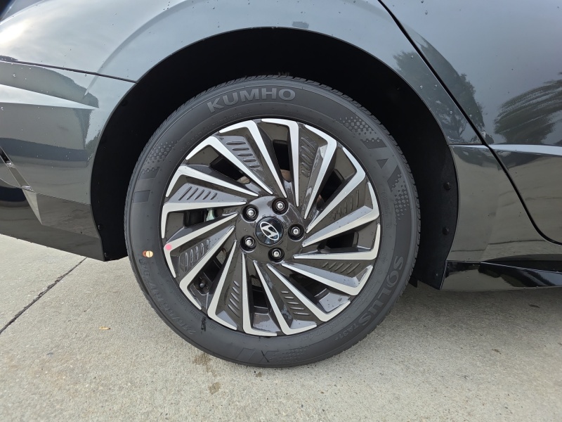 2026 Hyundai Sonata Hybrid