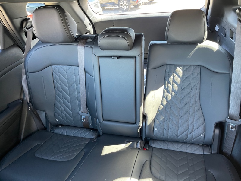 2025 Kia Sportage Plug-In Hybrid