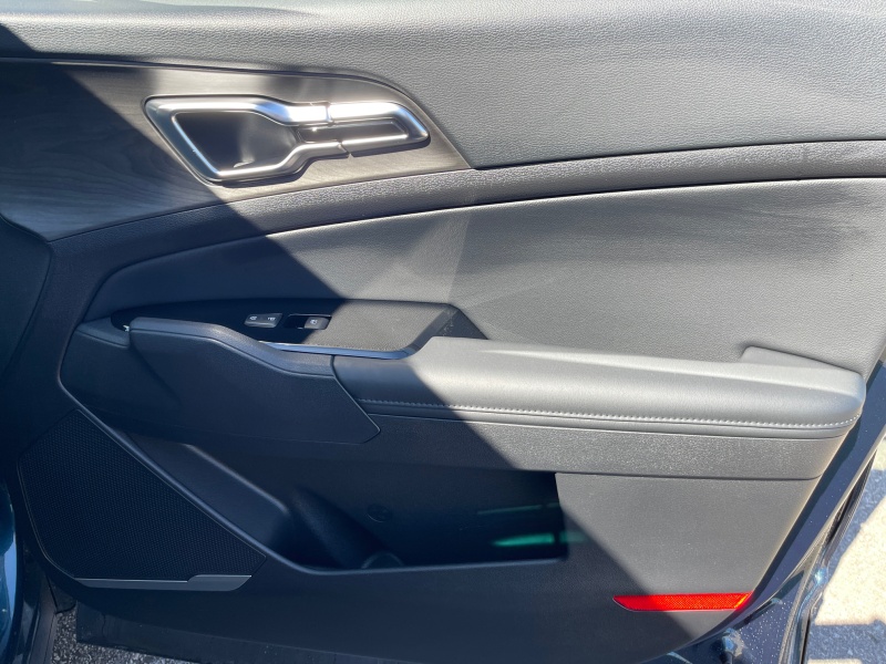 2025 Kia Sportage Plug-In Hybrid
