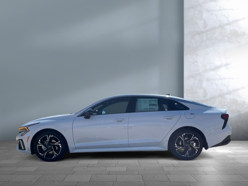 2025 Kia K5