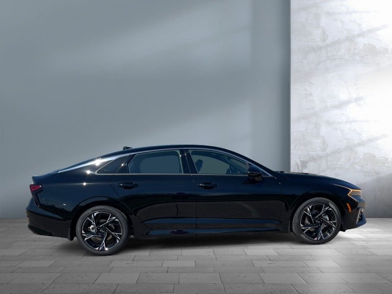 2025 Kia K5