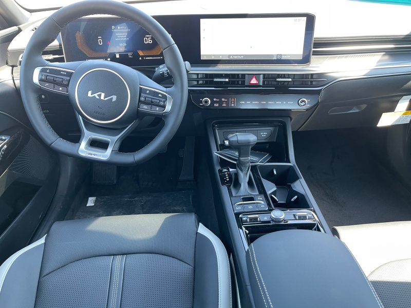 2025 Kia K5