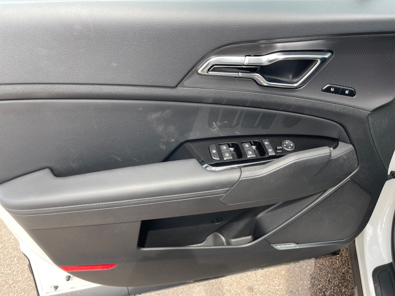 2025 Kia Sportage Hybrid
