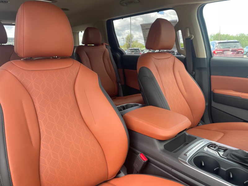 2025 Kia Carnival
