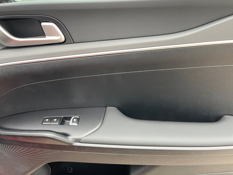2025 Kia K5