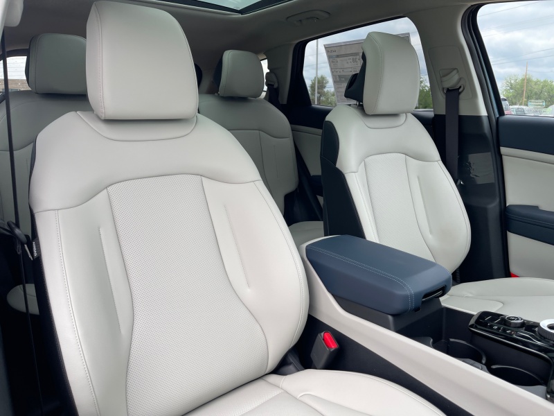 2025 Kia Sportage Hybrid