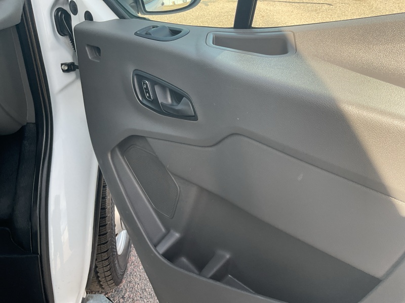2023 Ford Transit Cargo Van