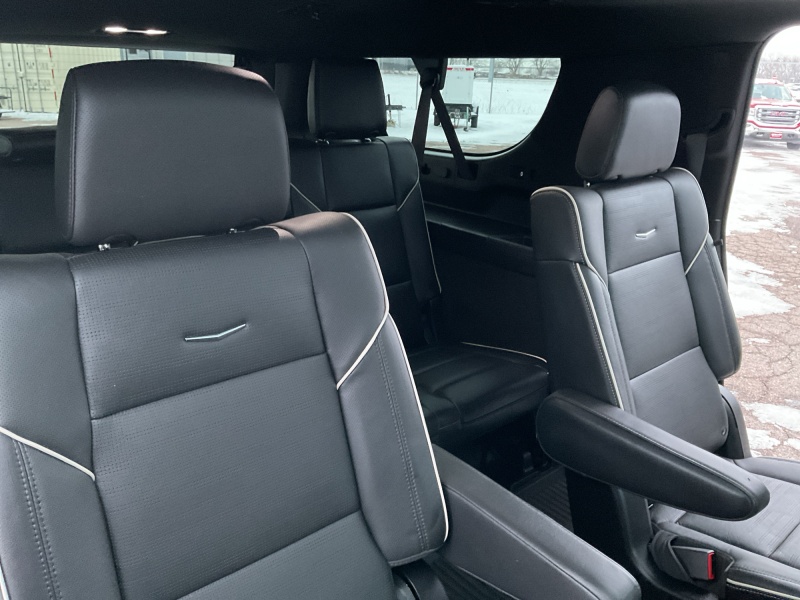 2024 Cadillac Escalade ESV