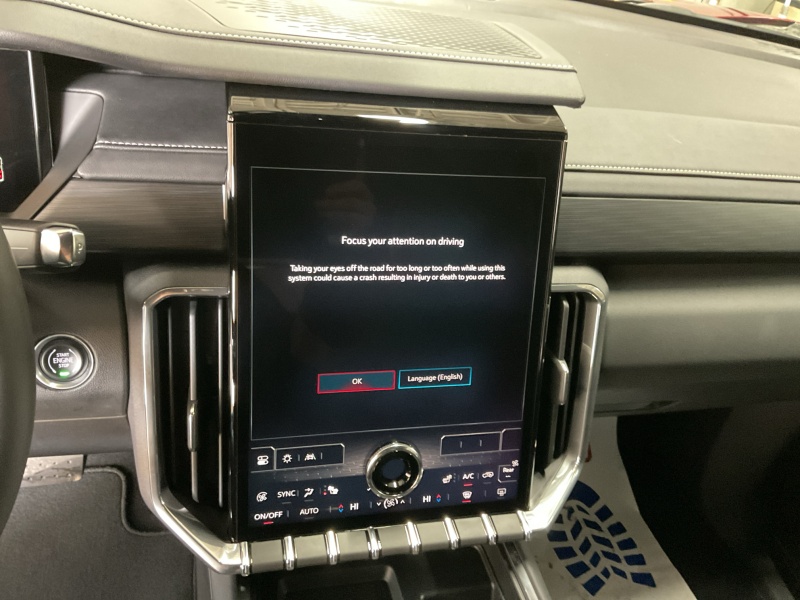 2024 GMC Acadia