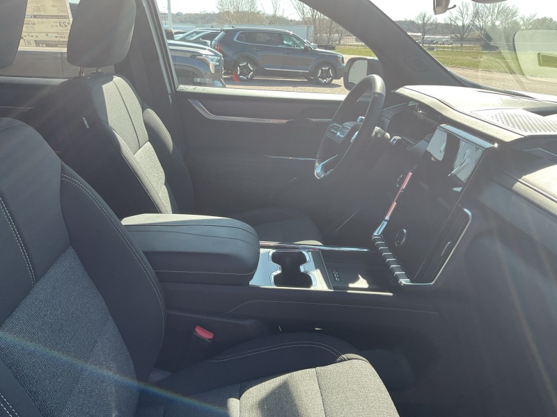 2025 GMC Acadia