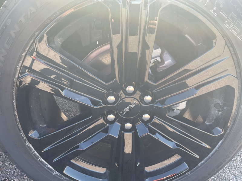 2025 GMC Acadia