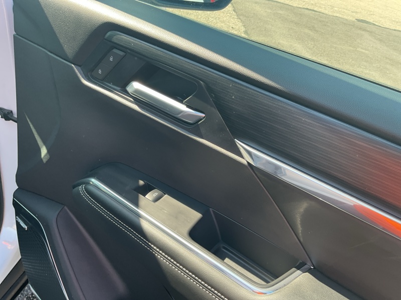 2025 GMC Acadia