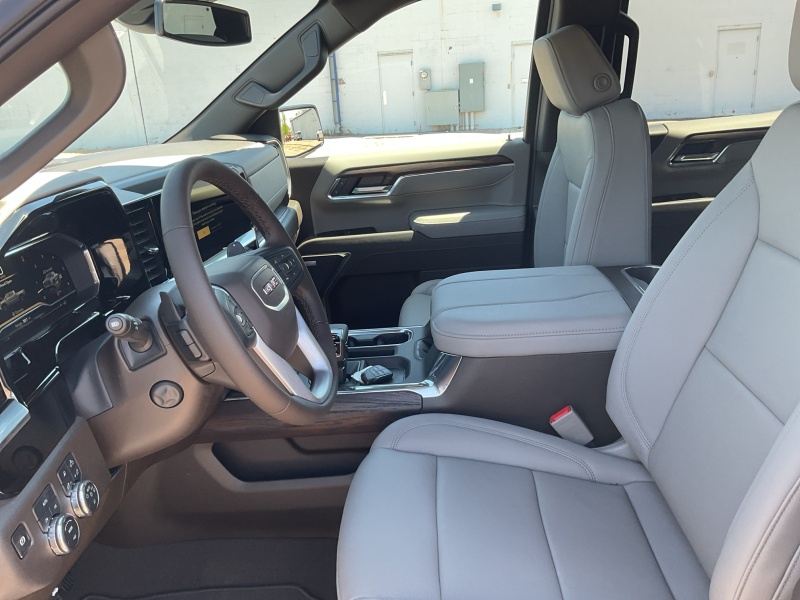2025 GMC Sierra 1500