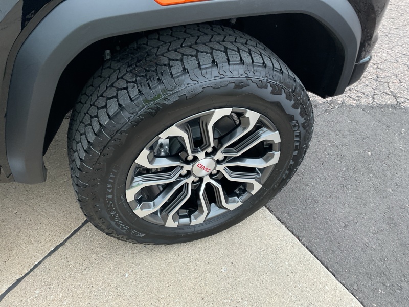 2026 GMC Canyon