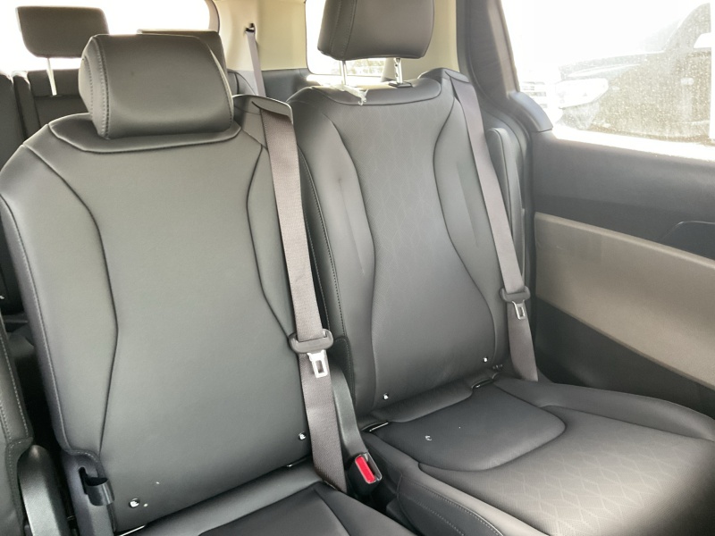 2025 Kia Carnival