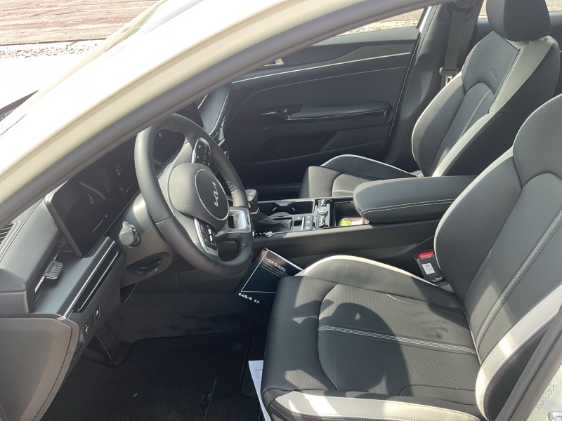 2025 Kia K5
