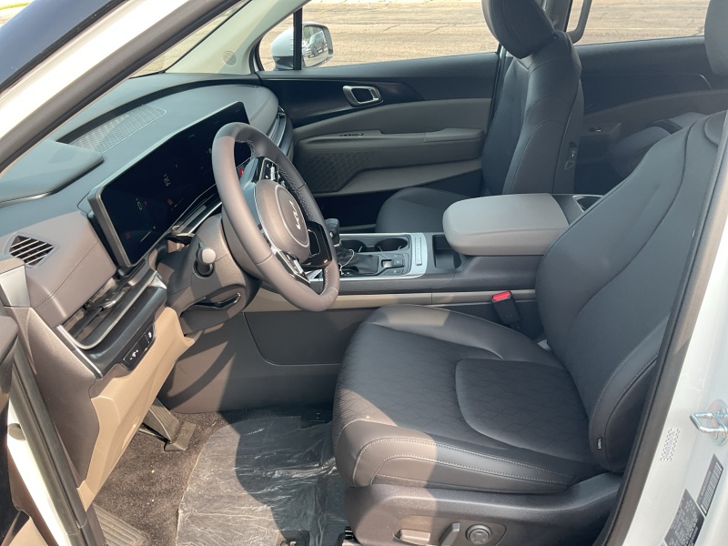 2025 Kia Carnival