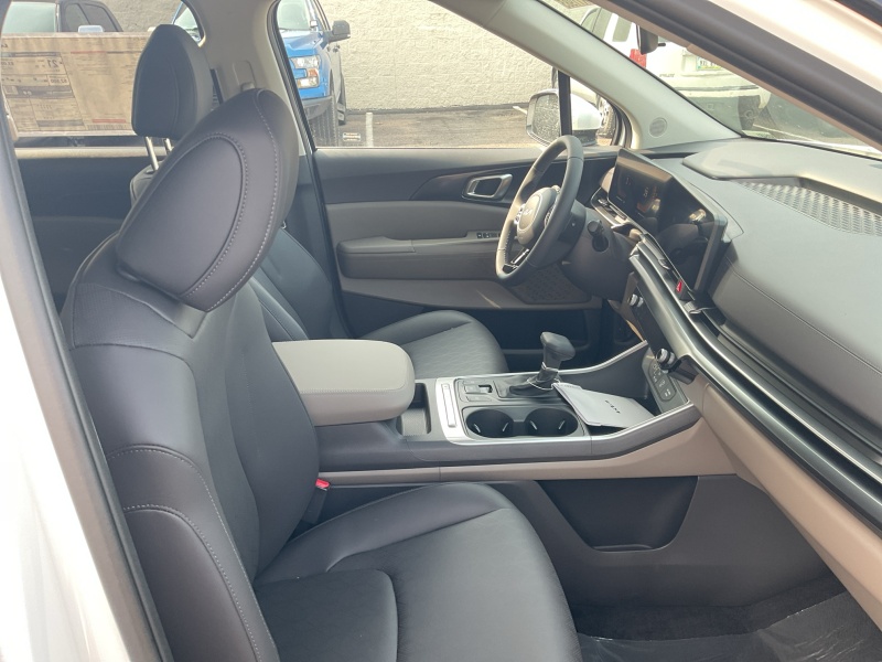 2025 Kia Carnival