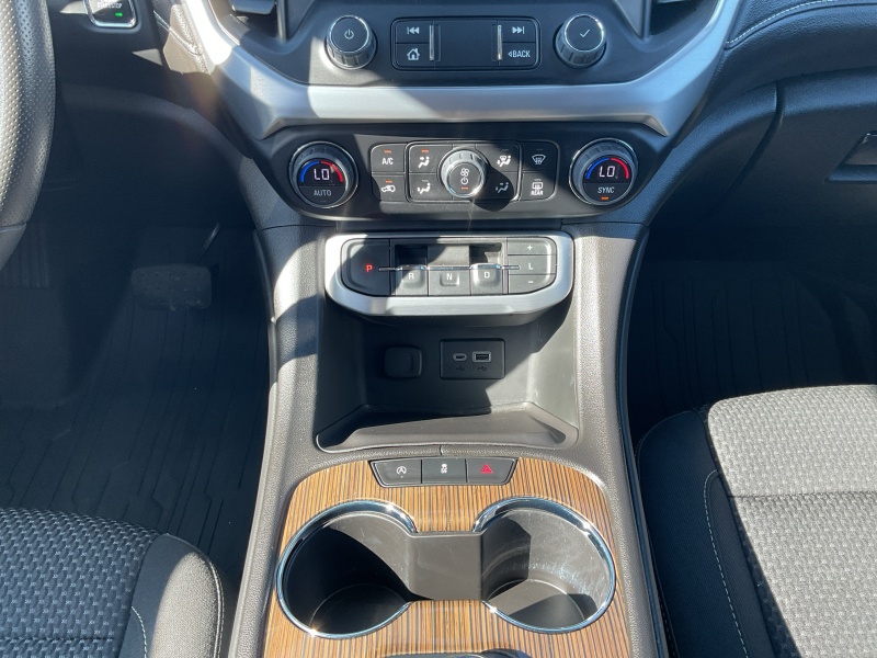 2023 GMC Acadia