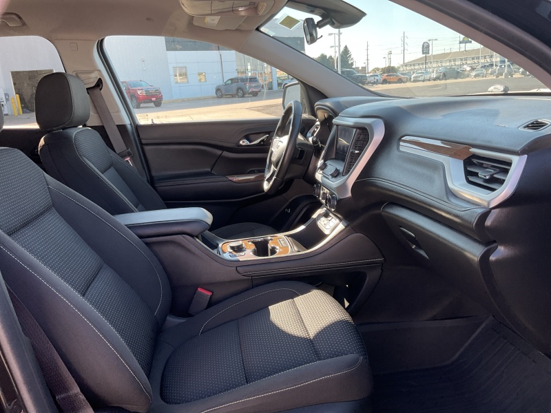 2023 GMC Acadia