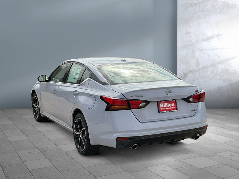 2025 Nissan Altima