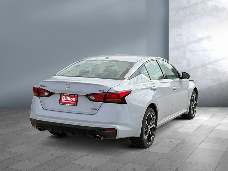 2025 Nissan Altima