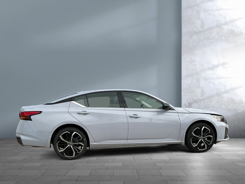 2025 Nissan Altima