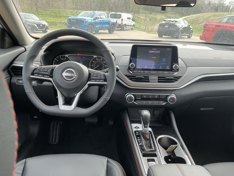 2025 Nissan Altima