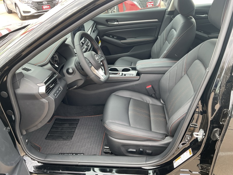 2025 Nissan Altima