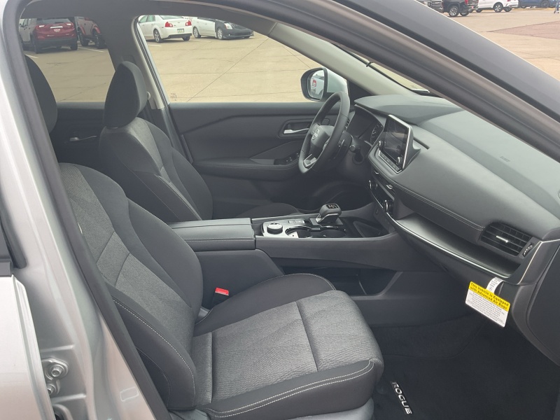 2025 Nissan Rogue