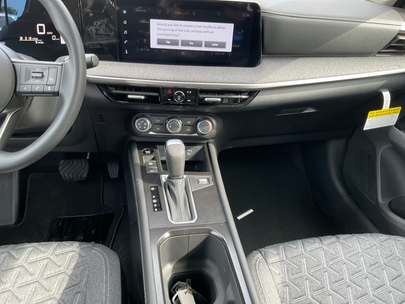2025 Nissan Kicks