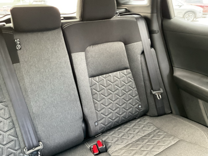 2025 Nissan Kicks