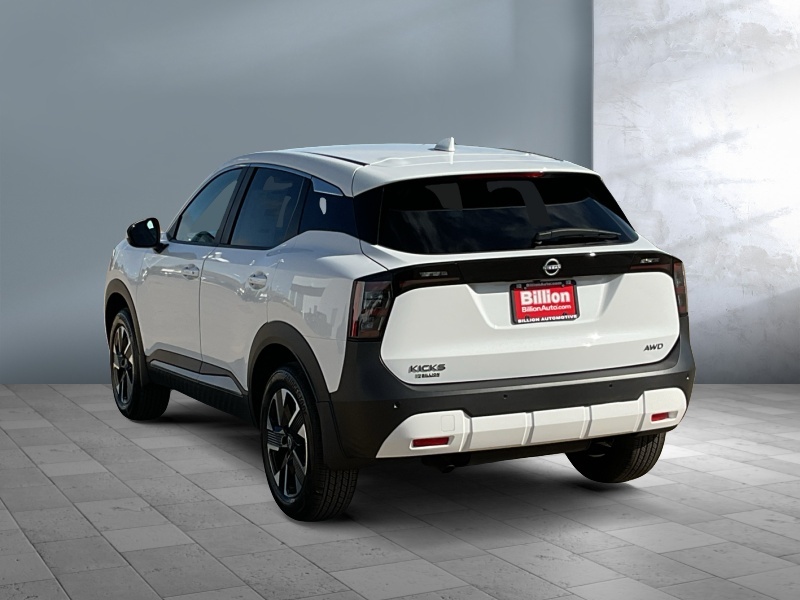 2025 Nissan Kicks