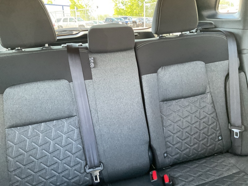 2025 Nissan Kicks