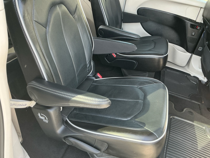 2022 Chrysler Pacifica