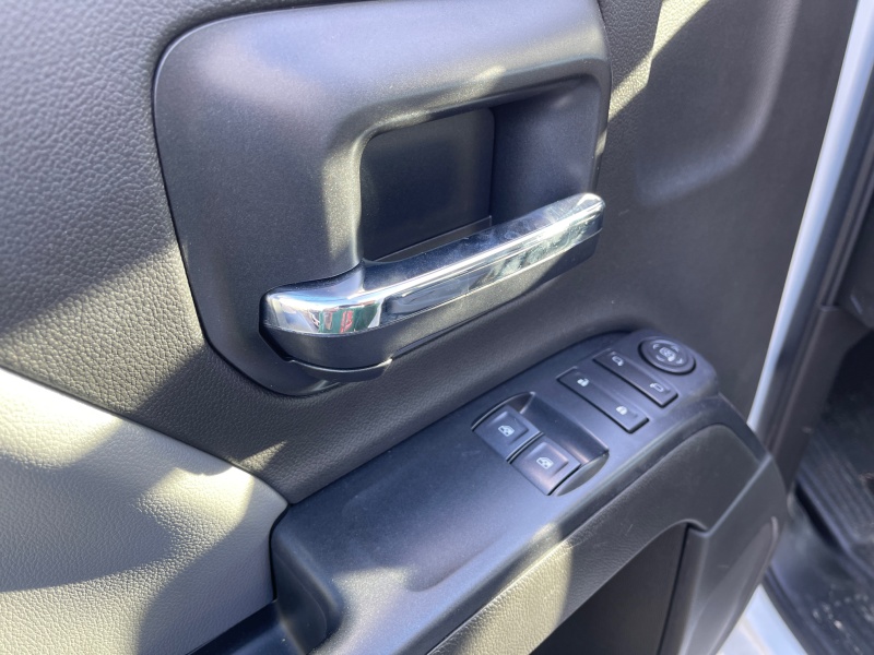 2022 Chevrolet Silverado MD