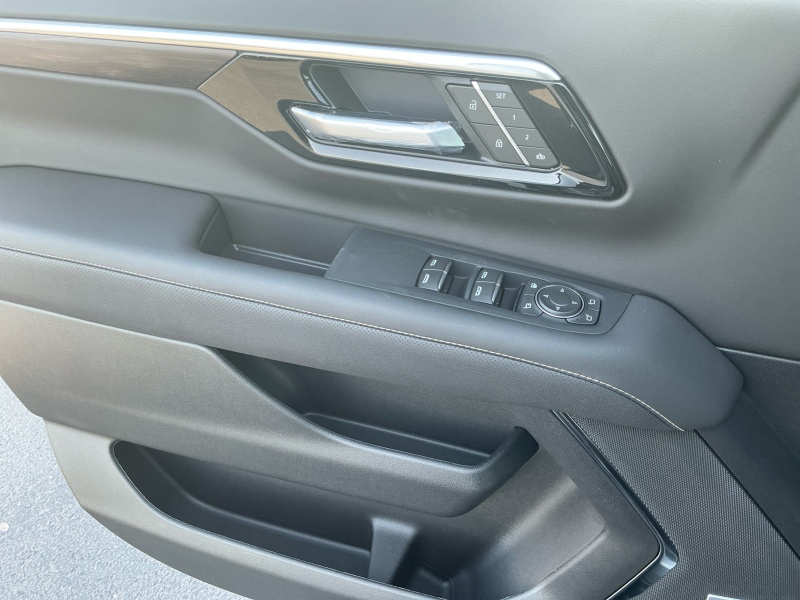 2025 Chevrolet Suburban