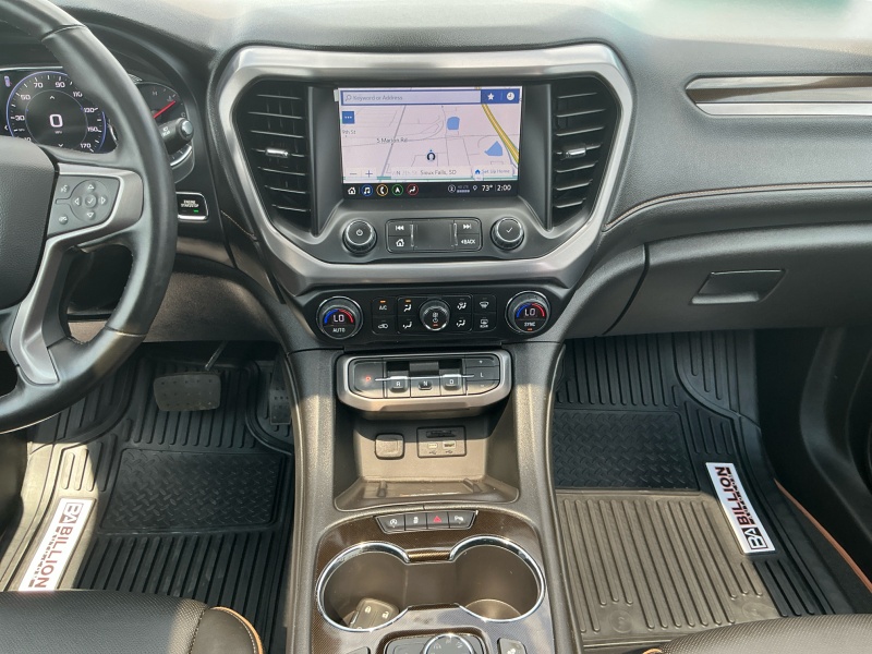2023 GMC Acadia
