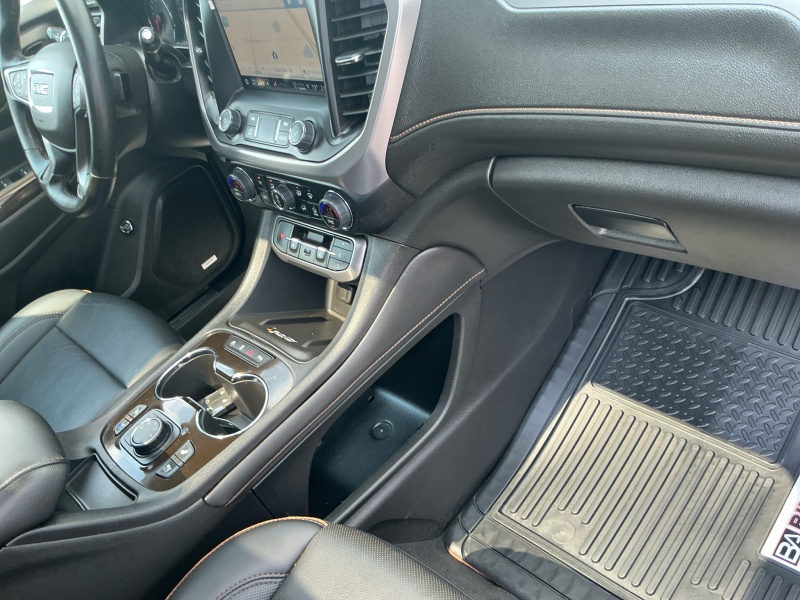 2023 GMC Acadia