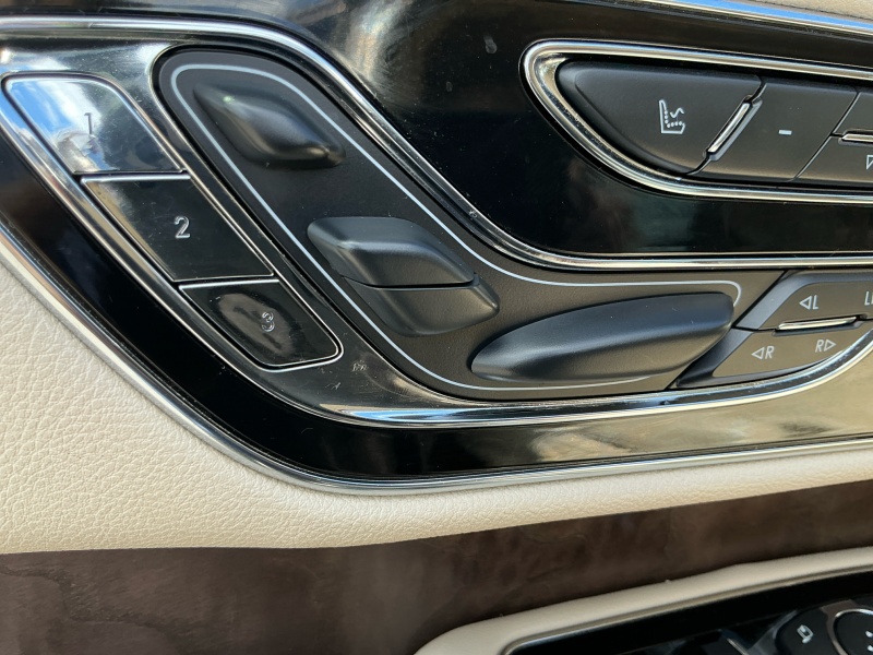 2020 Lincoln Navigator L