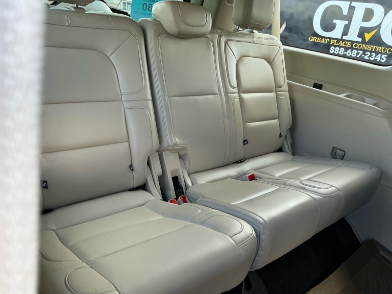2020 Lincoln Navigator L