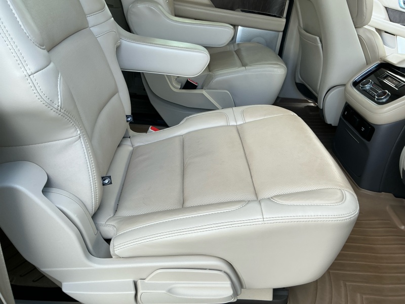 2020 Lincoln Navigator L