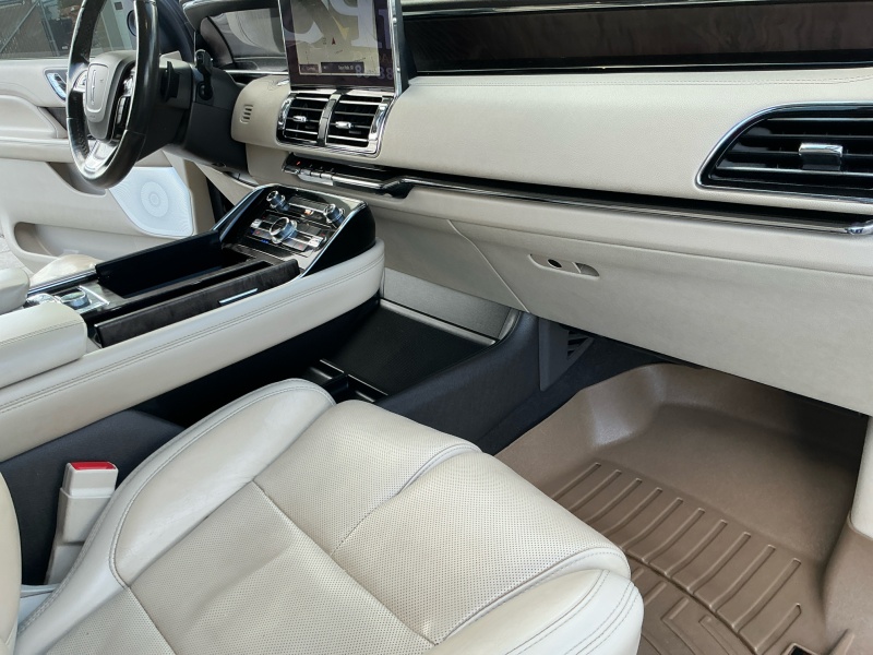 2020 Lincoln Navigator L