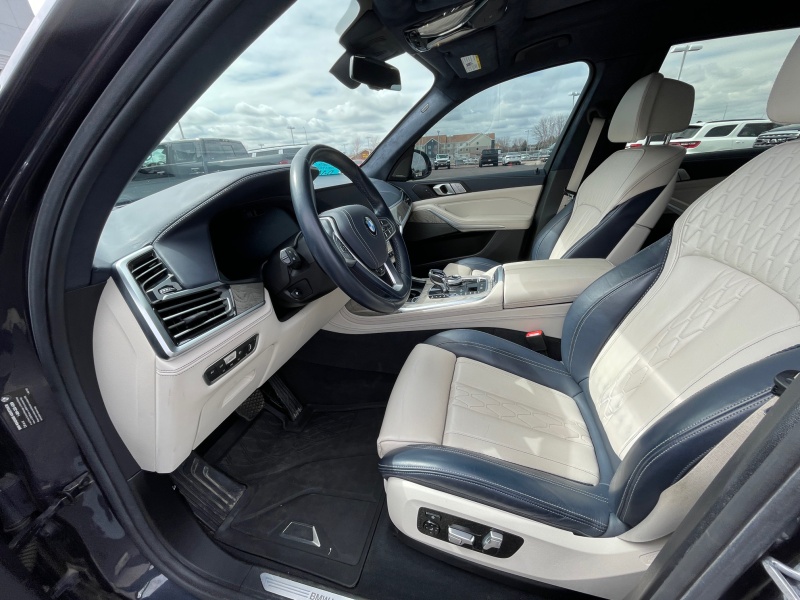 2019 BMW X7