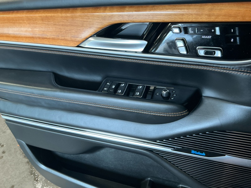 2022 Jeep Grand Wagoneer