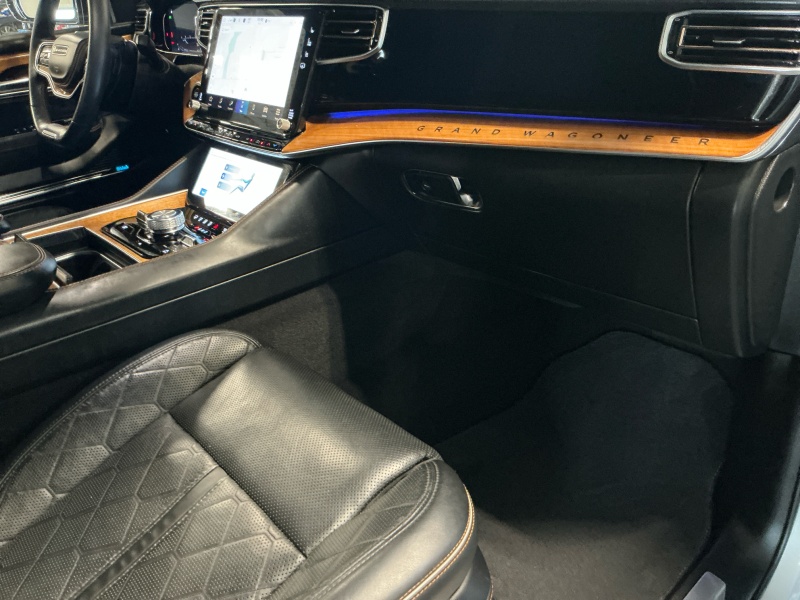 2022 Jeep Grand Wagoneer